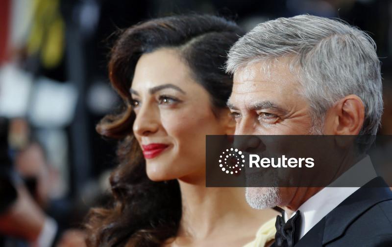 George e Amal Clooney deixam casa luxuosa na França devido a incêndios florestais