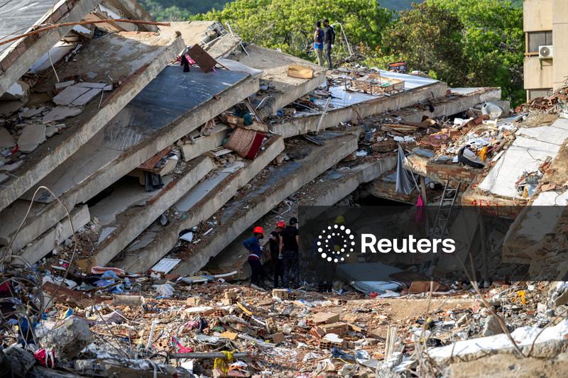Número de mortos nos terremotos na Venezuela se aproxima de 2.300
