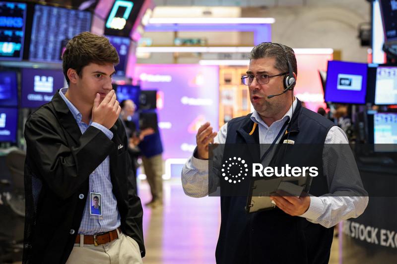 S&P 500 e Nasdaq fecham em alta com dados moderados sobre a inflação e bons resultados de bancos