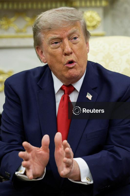 Trump diz que Irã “vai pagar” pela morte de soldados norte-americanos
