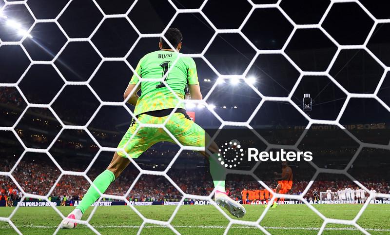 Marca do pênalti da Copa do Mundo vira a mais nova sala de aula do futebol
