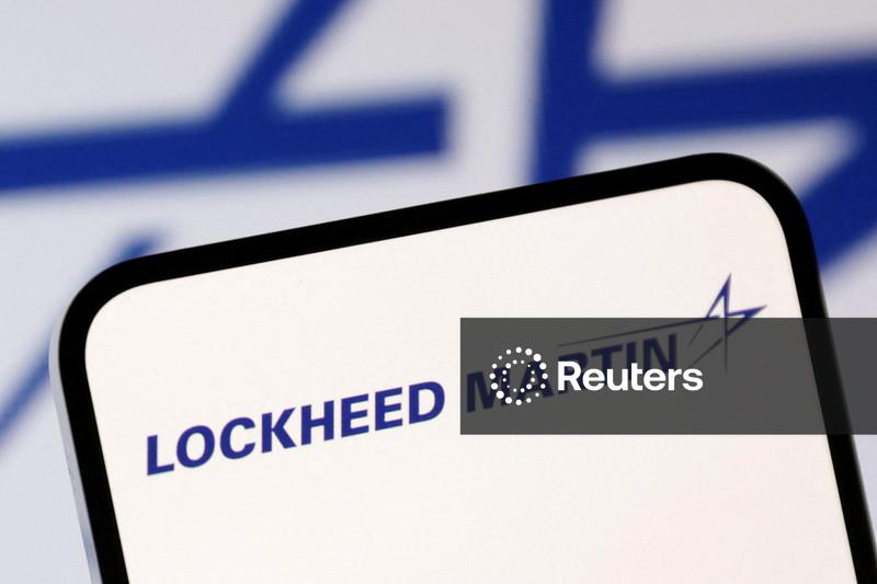 Lockheed Martin eleva previsões para 2026, enquanto Pentágono busca reabastecer estoques de armas