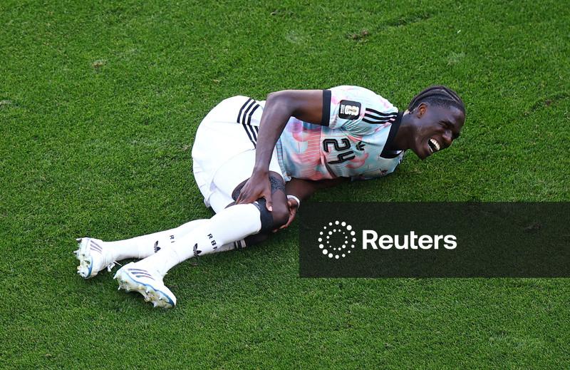 Meia da Bélgica sofre lesão no joelho contra os EUA e está fora do restante da Copa do Mundo