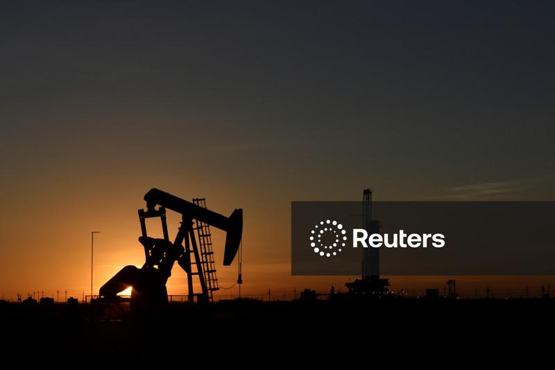 Petróleo fecha em máxima de várias semanas após EUA ameaçar novos ataques ao Irã