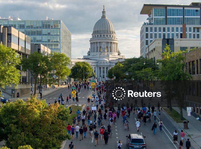 Polícia de Wisconsin, nos EUA, mata homem a tiros; vídeo da morte divulgado na internet gera protestos