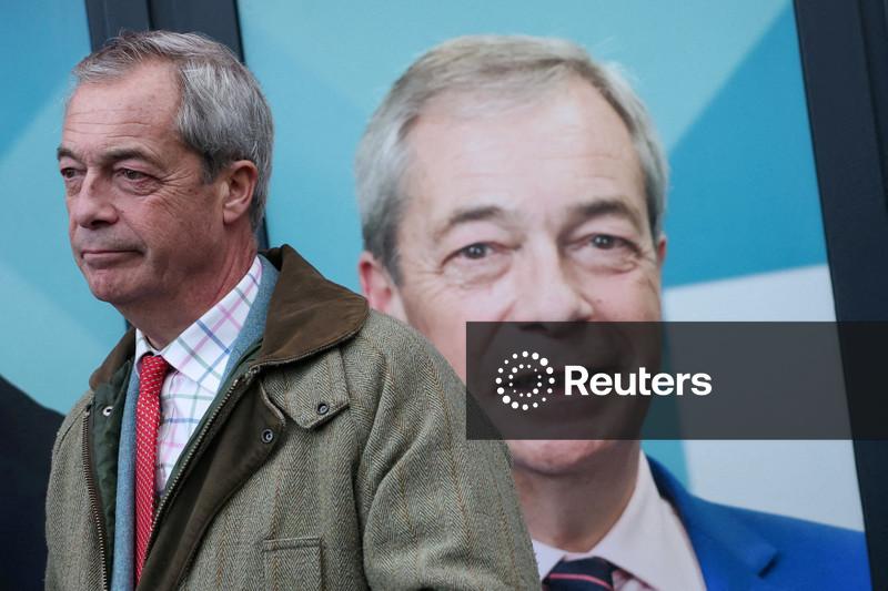 Farage deixa Parlamento do Reino Unido em protesto, mas concorrerá à reeleição