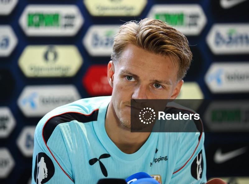 Odegaard comemora reencontro com Arsenal antes de duelo entre Noruega e Inglaterra na Copa do Mundo