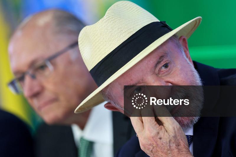 Brasil inicia consultas no âmbito da OMC sobre tarifas dos EUA