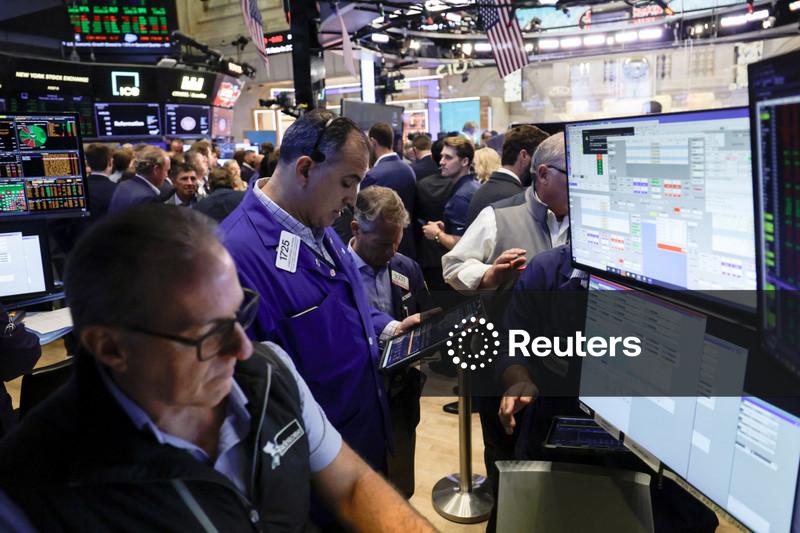 Wall Street encerra o dia com forte alta, impulsionada pela forte valorização da Microsoft