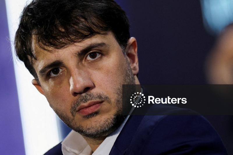 TSE suspende atos de campanha de Renan Santos à Presidência