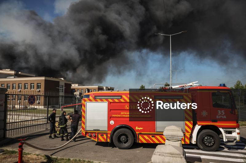 Ataque russo a depósito de munições na região de Kiev provoca explosão e  mata 37 pessoas