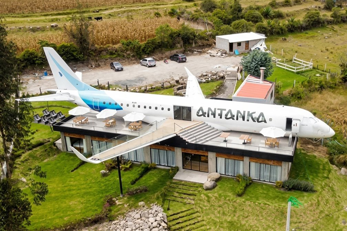 Jato brasileiro vira o primeiro hotel dentro de um avião no Equador
