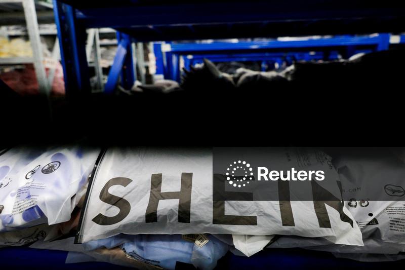Shein adia estreia na bolsa Hong Kong para setembro, diz jornal