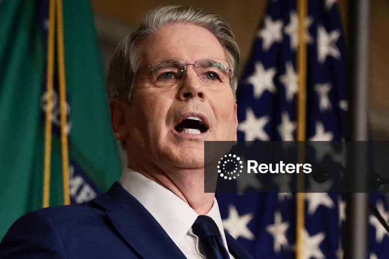 EUA anunciam “Dia D econômico” de sanções para isolar Irã