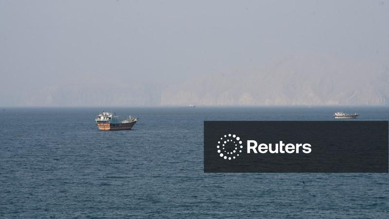 Arábia Saudita retoma carregamentos e vendas de petróleo a partir do Estreito de Ormuz