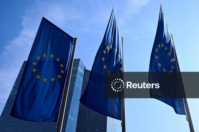 BCE afirma que reorientação de investimentos para IA ajuda a amenizar  incerteza sobre crescimento da zona do euro