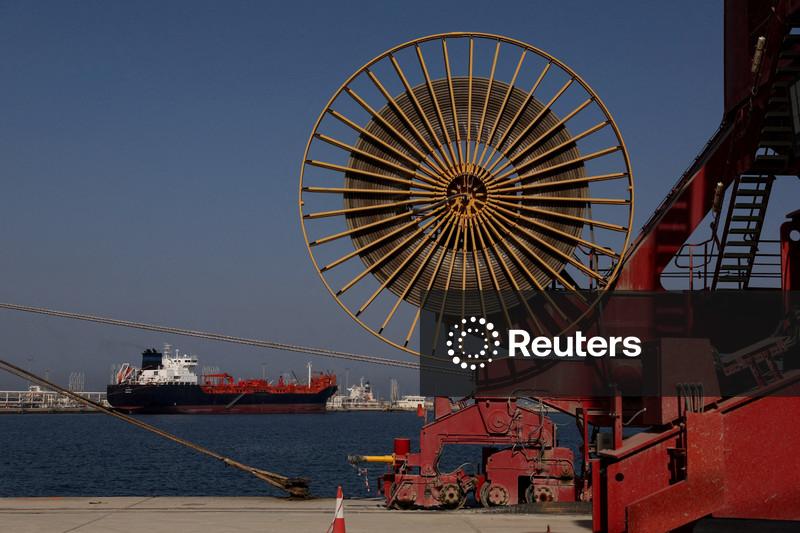 Petróleo fecha com alta de 2% após Trump rejeitar termos de cessar-fogo com Irã
