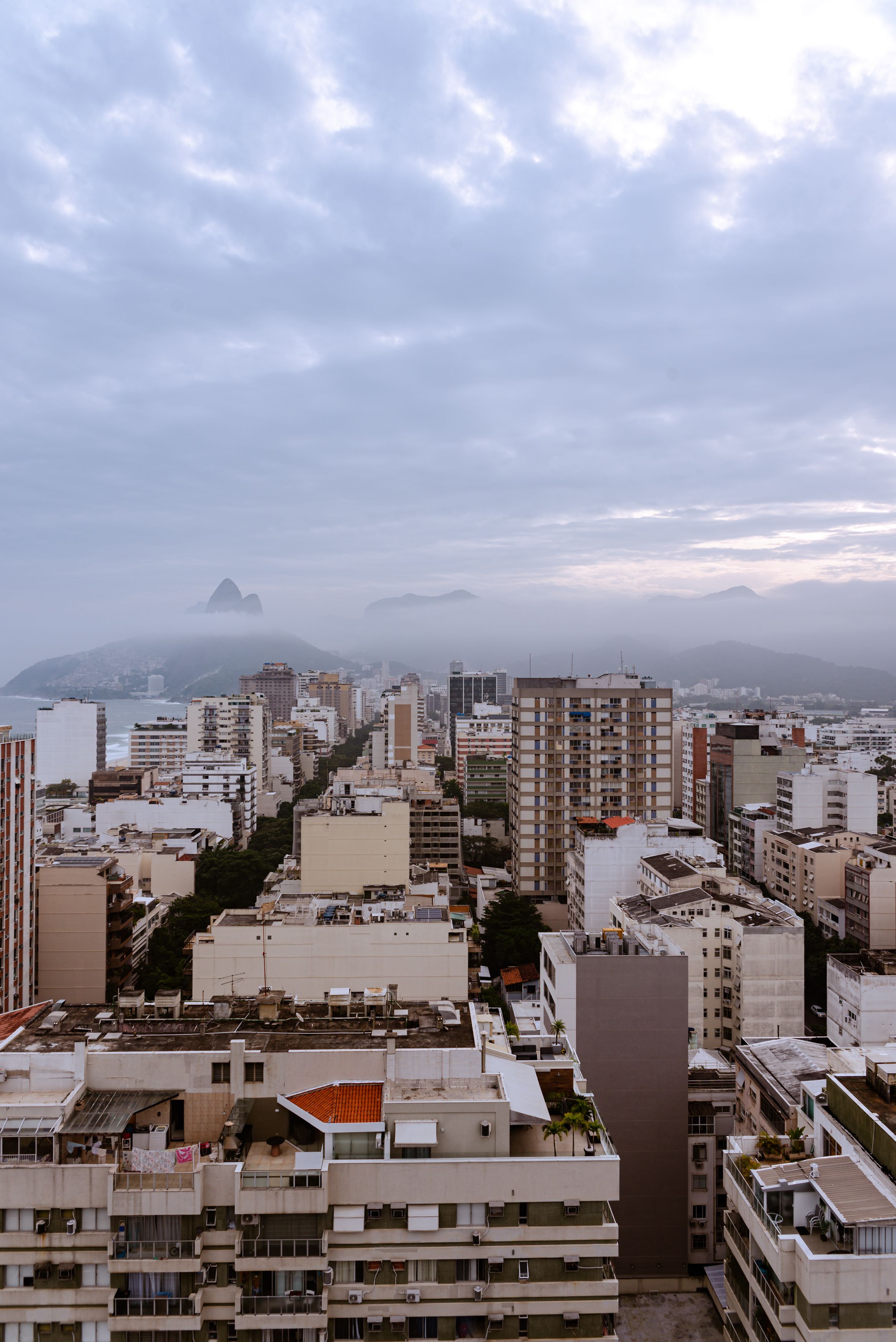 Sábado no Rio tem pancadas de chuva isoladas e máxima de 30°C