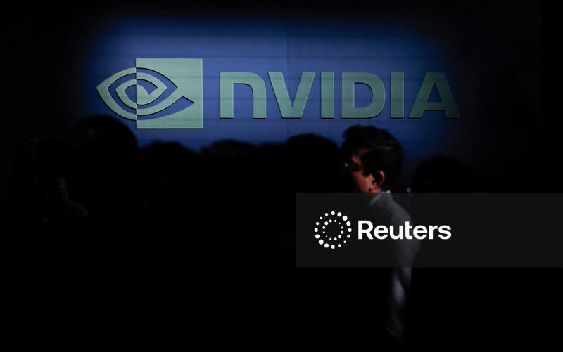 Nasdaq lidera alta na Wall Street após Nvidia amenizar preocupações com crescimento da IA