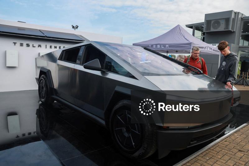 Tesla aumenta preços de duas versões da Cybertruck