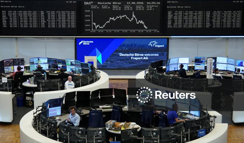 Ações europeias recuam pressionadas por setor de luxo; tensões entre EUA e Irã persistem