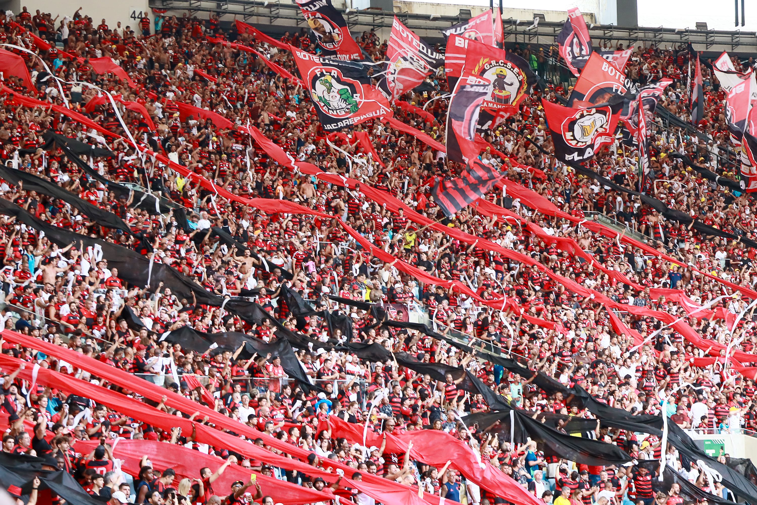 Flamengo joga fora e Fluminense recebe o Remo no fim de semana