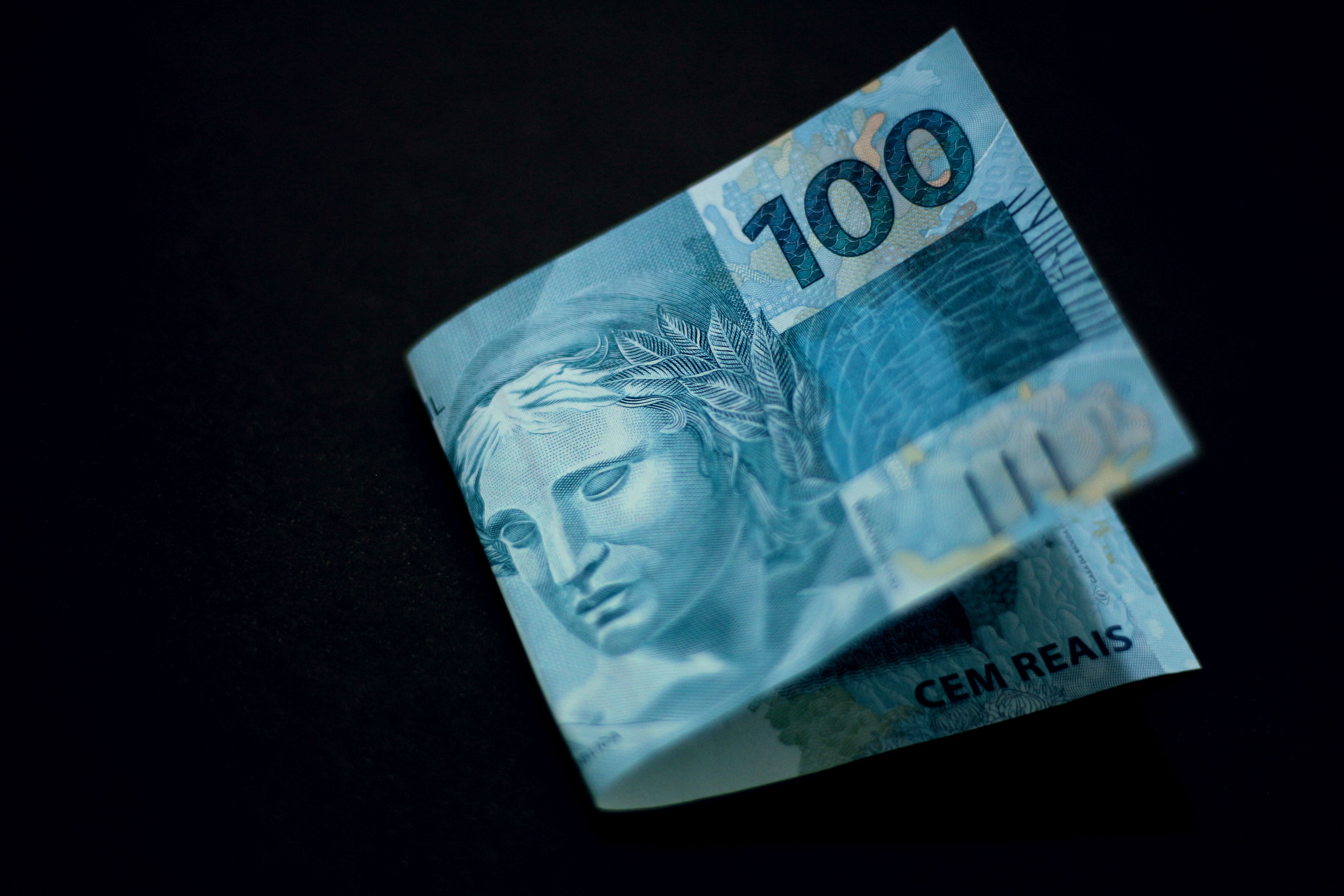 Bolsa Família cai para o NIS final 3 em dia de greve dos bancários; veja onde sacar