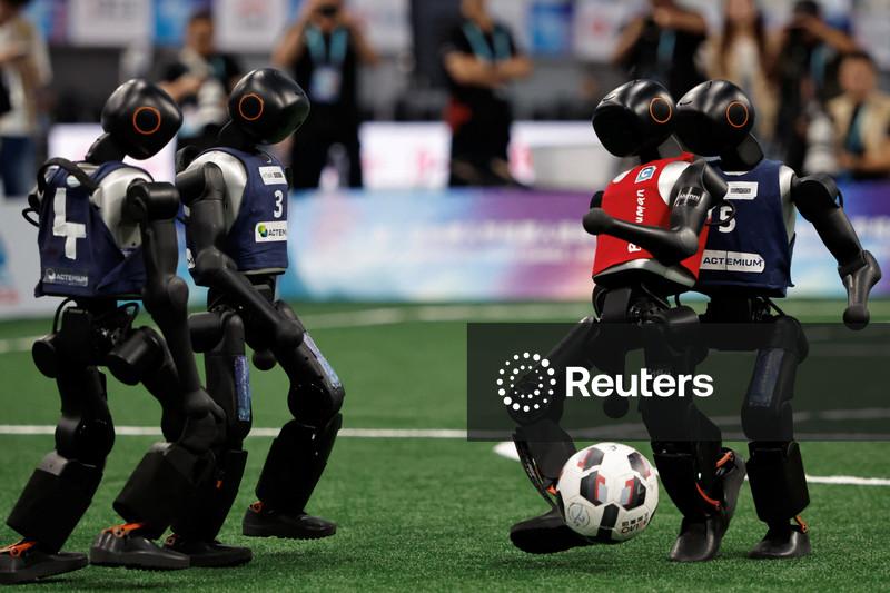 Olimpíadas de robôs terminam com humanoide superando recorde de Bolt nos 100 metros