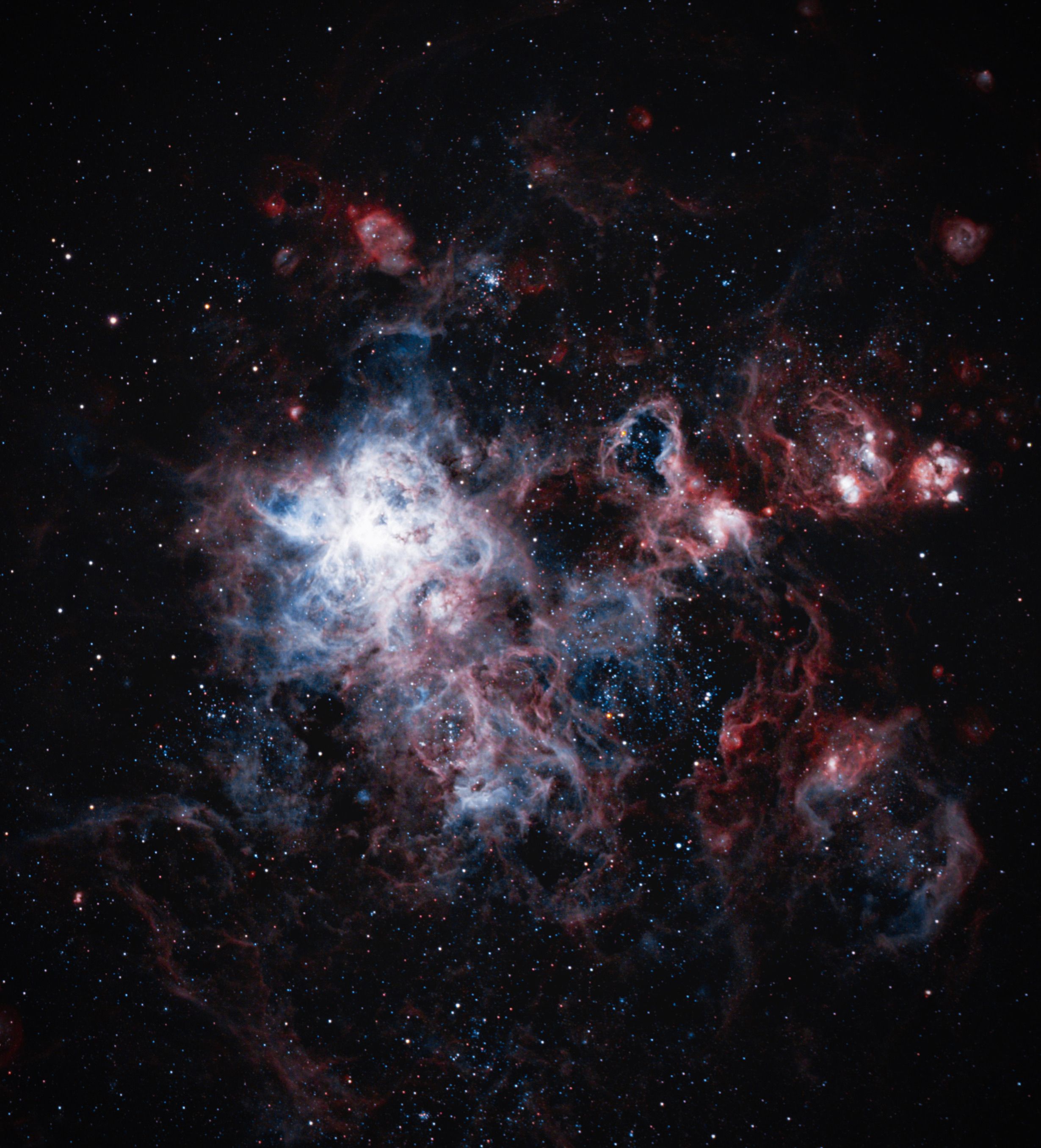 Astrônomos descobrem "estrela-buraco negro", um objeto nunca visto antes no universo
