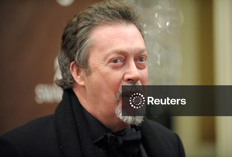 Tim Curry, ator famoso por “Rocky Horror Picture Show”, morre aos 80 anos