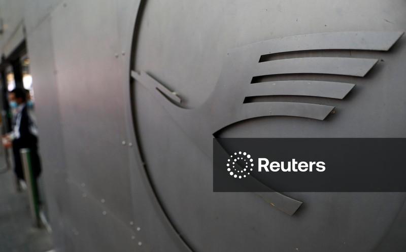 Lufthansa alerta que lucro pode cair em meio à volatilidade dos preços dos combustíveis