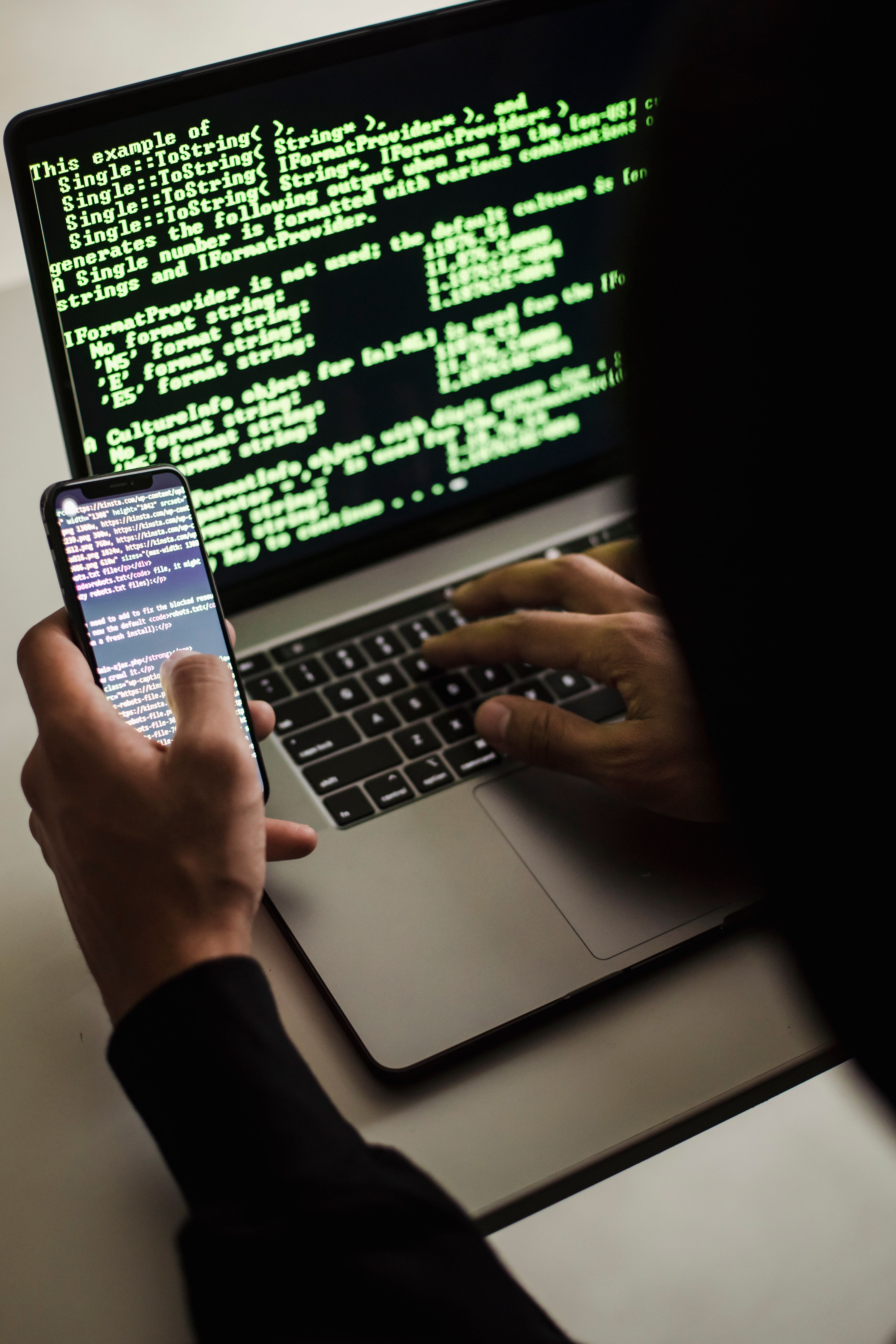 Golpes digitais no Brasil: 34,5 bilhões de tentativas em um ano e prejuízo de R$ 21,2 bilhões