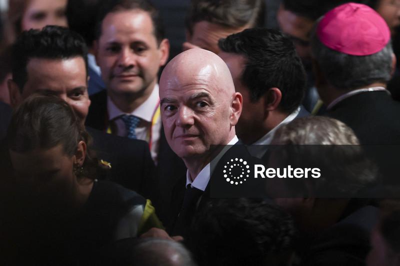 Potências regionais avaliam voto de desconfiança em tentativa de destituir Infantino na Fifa, dizem fontes