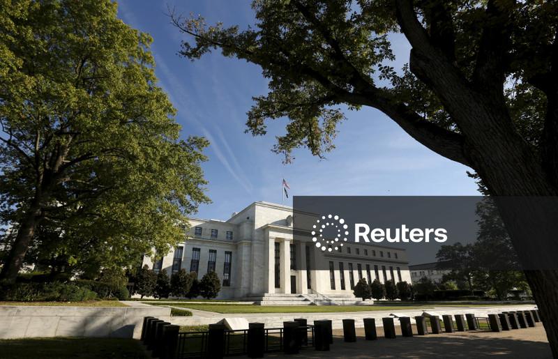 Expectativa é de que Fed mantenha juros inalterados por ora à medida que inflação volta a diminuir
