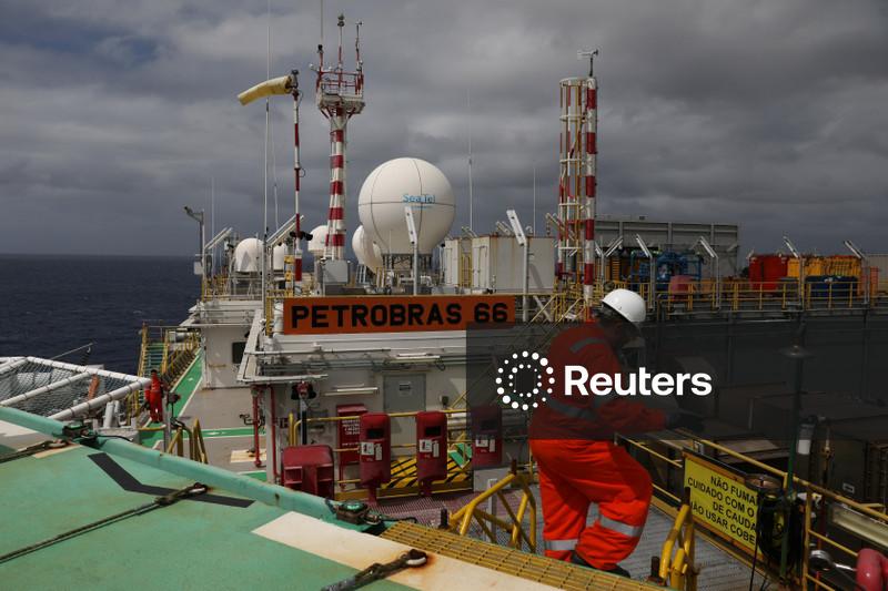 Brasil ofertará 13 blocos do pré-sal sob regime de partilha em 7 de outubro