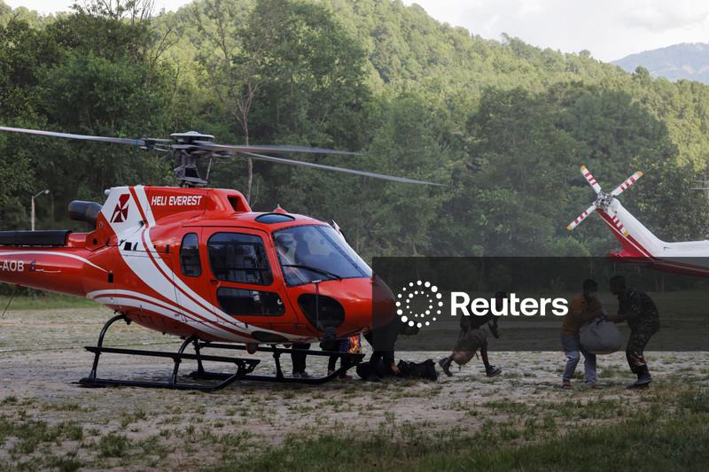 Nepal e China retomam resgate após risco de nova inundação diminuir; número de mortos ultrapassa 500