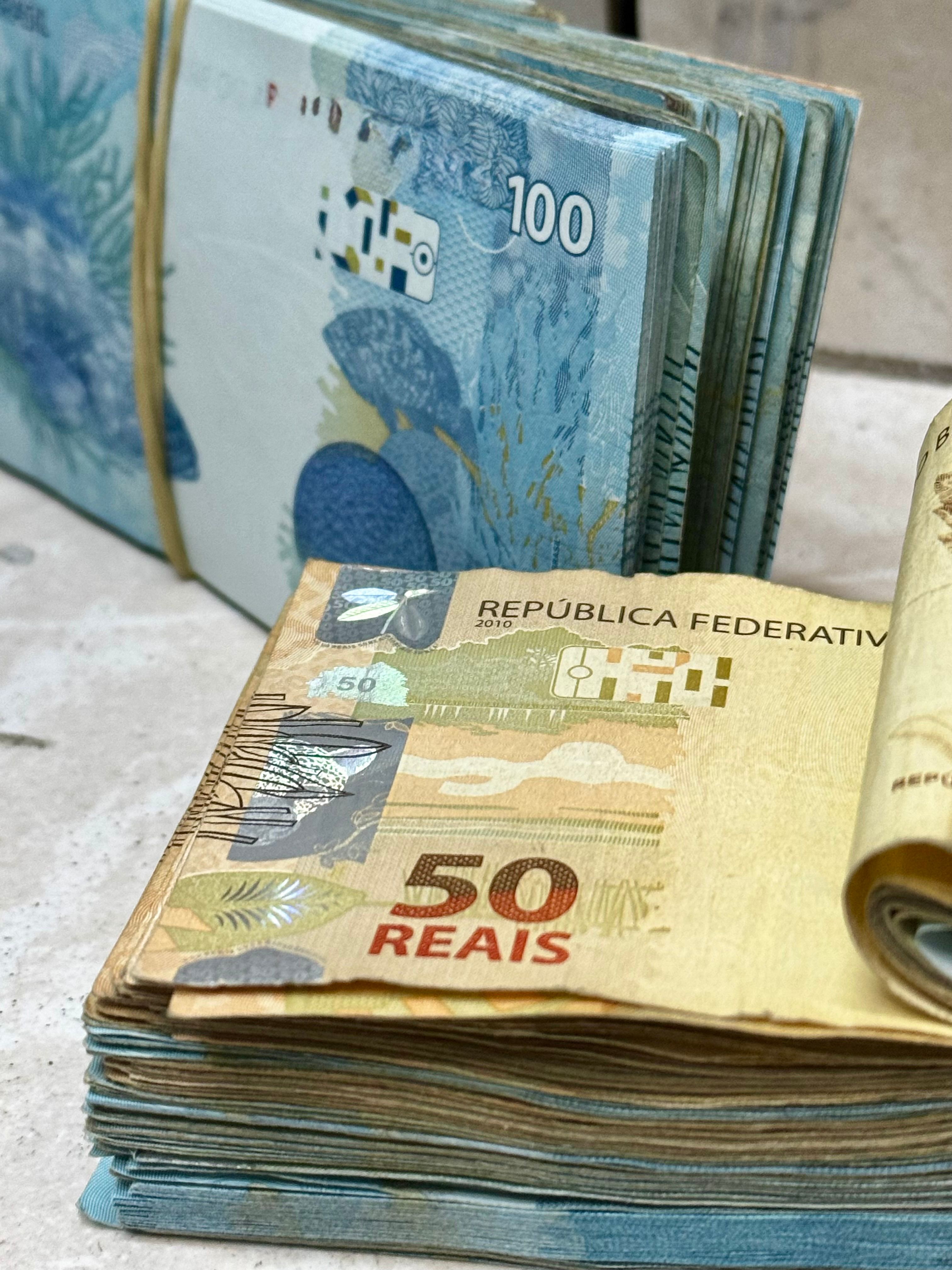 Estado repassa R$ 703 milhões a prefeituras fluminenses referentes a agosto