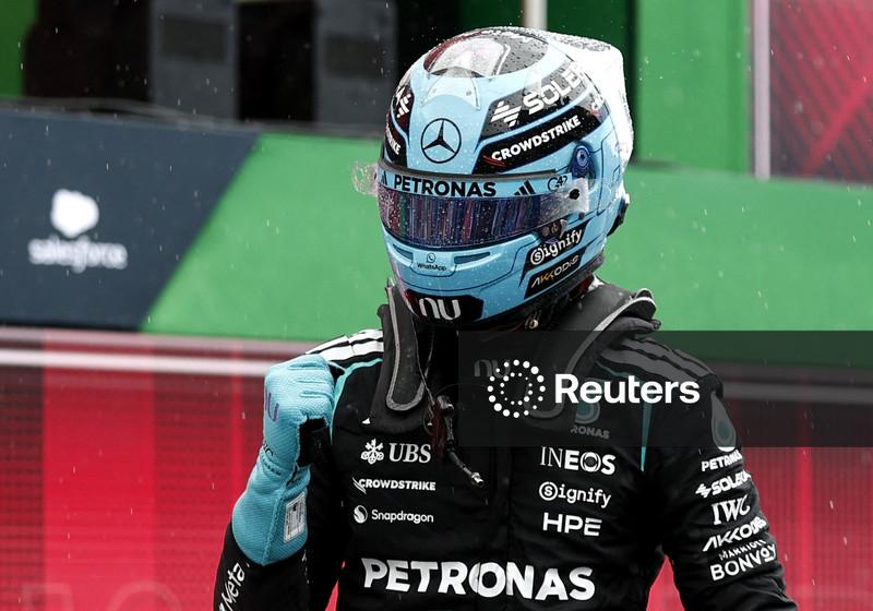 Russell comemora vitória no sprint do GP da Holanda, que elevou o ânimo da equipe