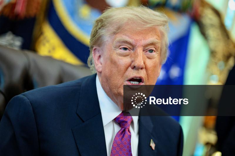 Trump diz que EUA não estão conversando com Irã, foco está em guerra econômica