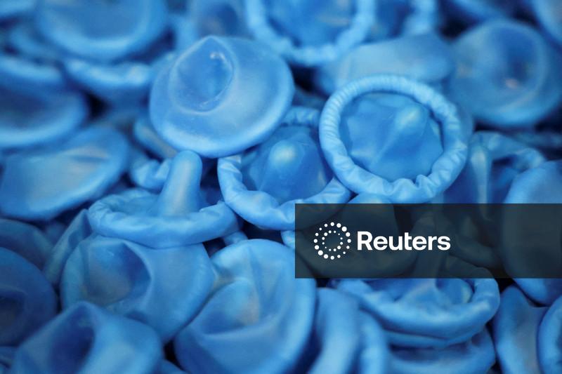 França alerta sobre 300 mil preservativos potencialmente inseguros