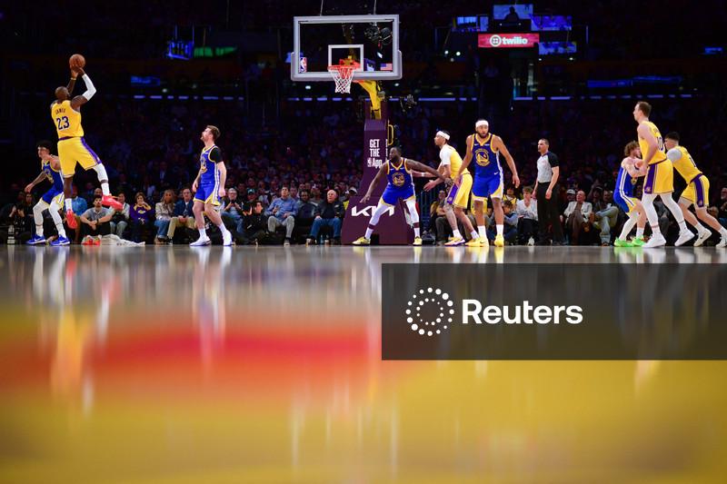 Los Angeles Lakers é vendido por valor recorde de US$12,5 bilhões