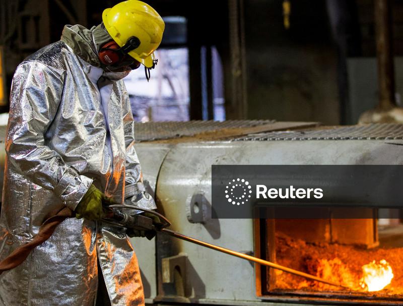 Venda de aços planos por distribuidores cai 4,4% em julho sobre um ano antes, diz Inda