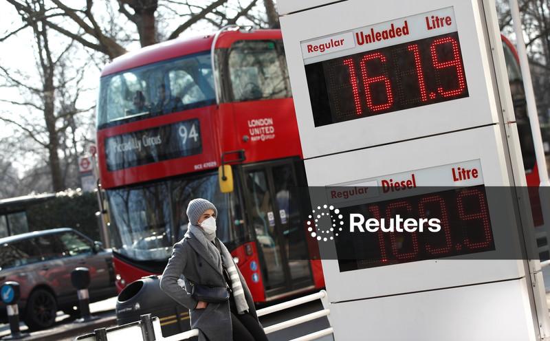 Preços do diesel ultrapassam os do combustível de aviação na Europa, conforme escassez se agrava