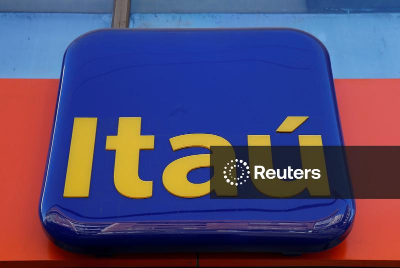 Itaú Unibanco tem lucro de R$12,4 bi no 2º tri, com ROE de 24,3%