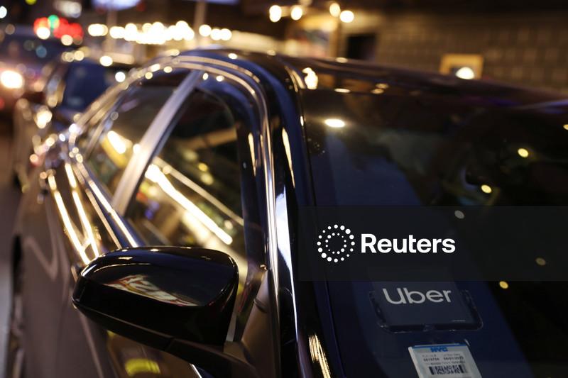Uber reforça planos para robotáxis, mas ações caem devido à previsão de lucros