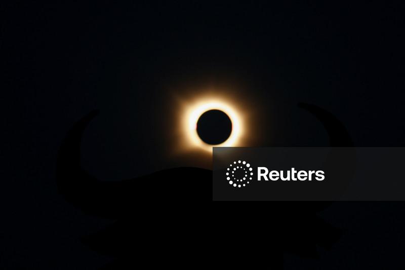 "Uma vez na vida": Islândia testemunha eclipse solar total, Espanha é a próxima