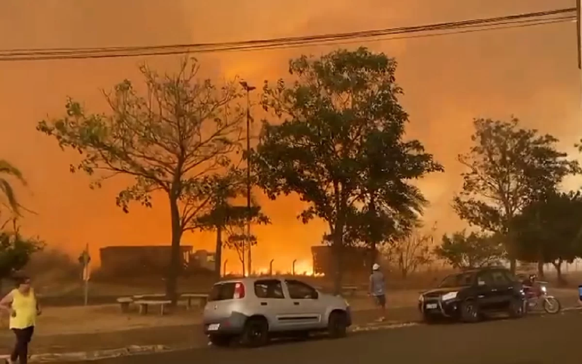 Defesa Civil coloca cinco regiões do interior de São Paulo em alerta para queimadas