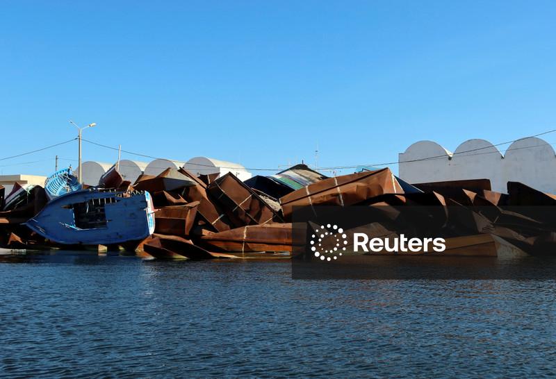 Onze corpos foram recuperados após naufrágio de um barco que transportava migrantes na costa da Tunísia