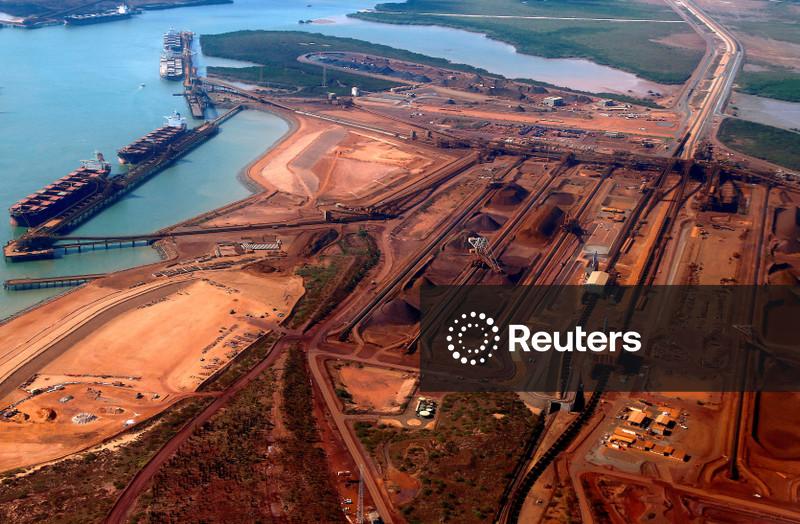 Minério de ferro oscila pouco com redução de perdas das siderúrgicas e fretes firmes