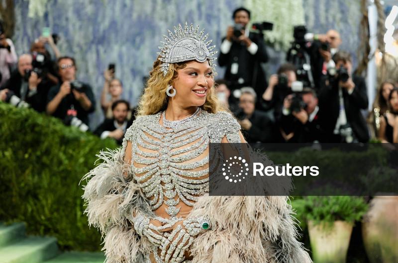 Beyoncé adquire participação da LVMH na marca de uísque SirDavis